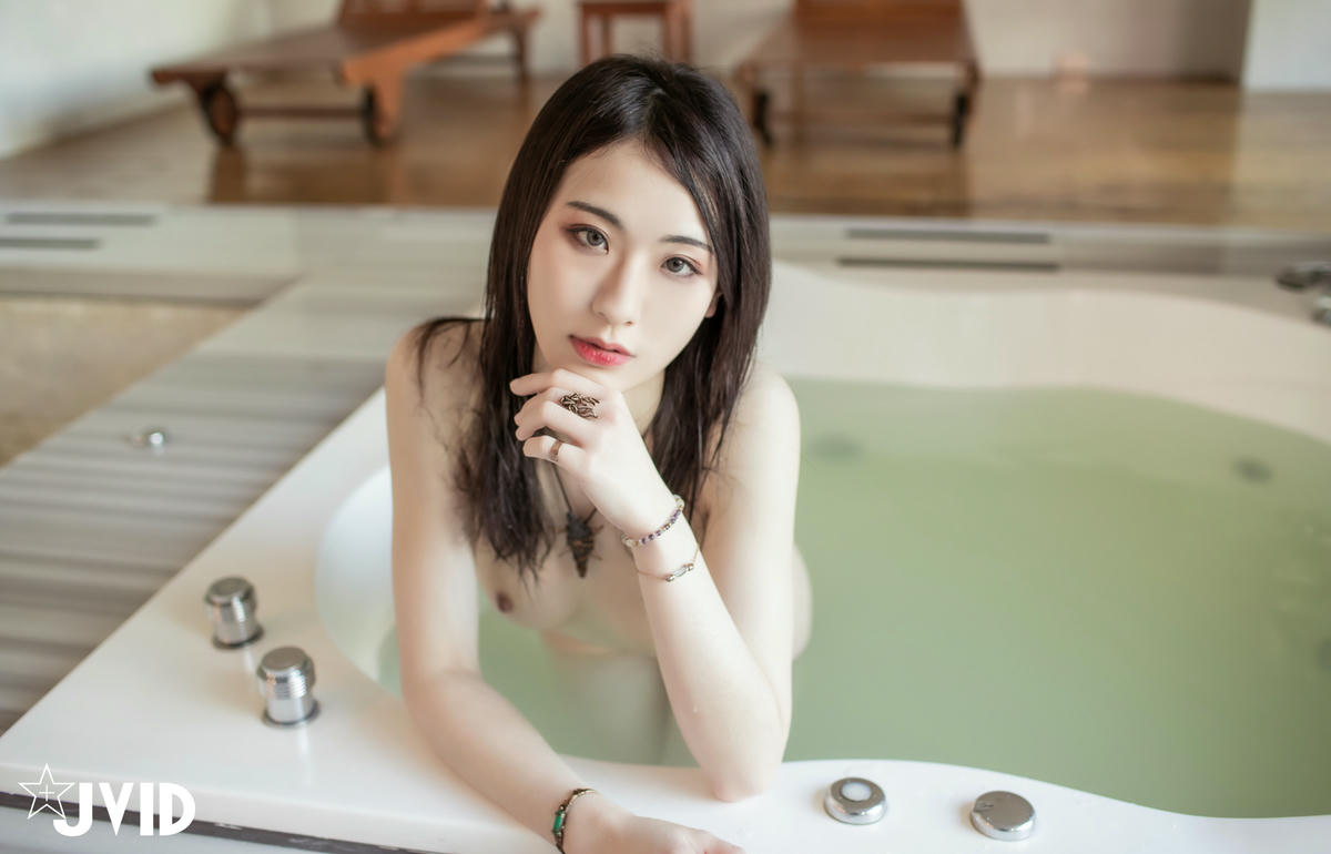JVID NO.645 阿黎 浴池 [70P1V 295MB]_第3集