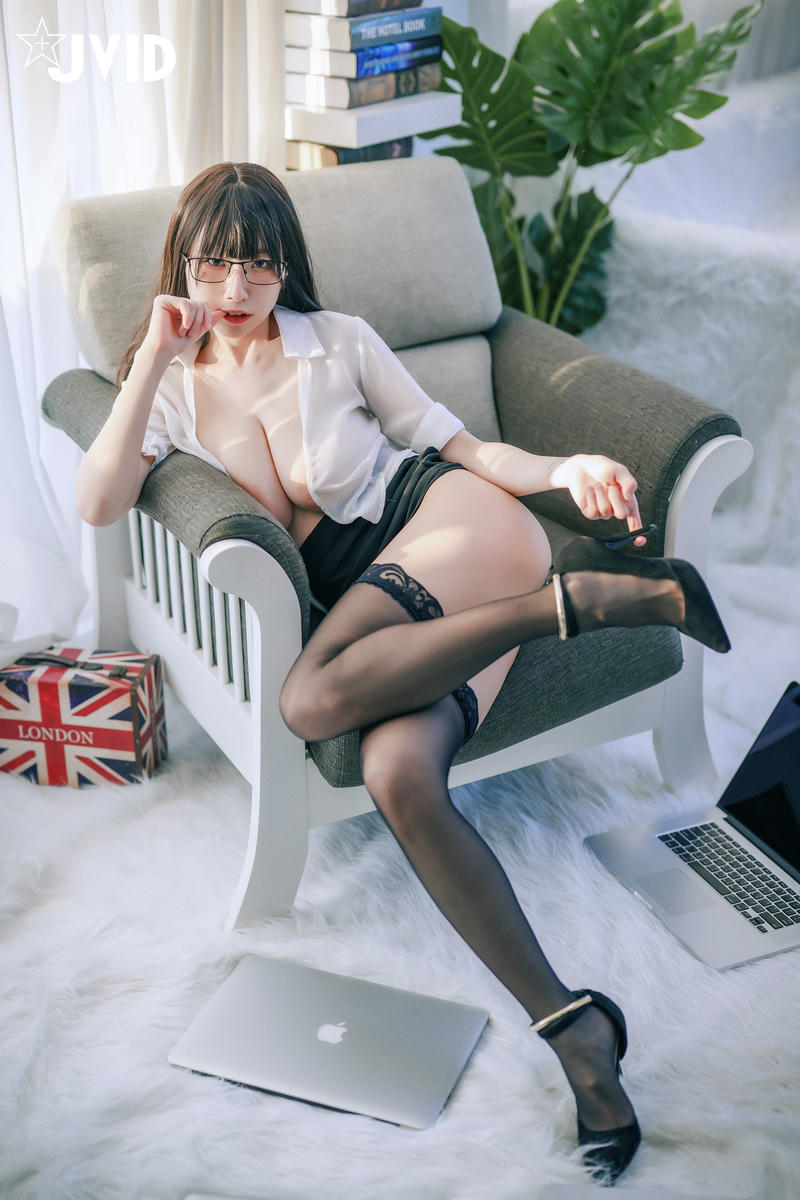 JVID NO.670 黎菲儿 女同事 [119P1V 652MB]_第4集