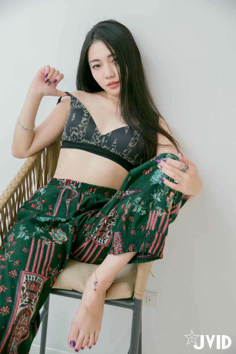JVID NO.688 暮光 白皙美乳完美曲线 [88P 66MB]_第4集