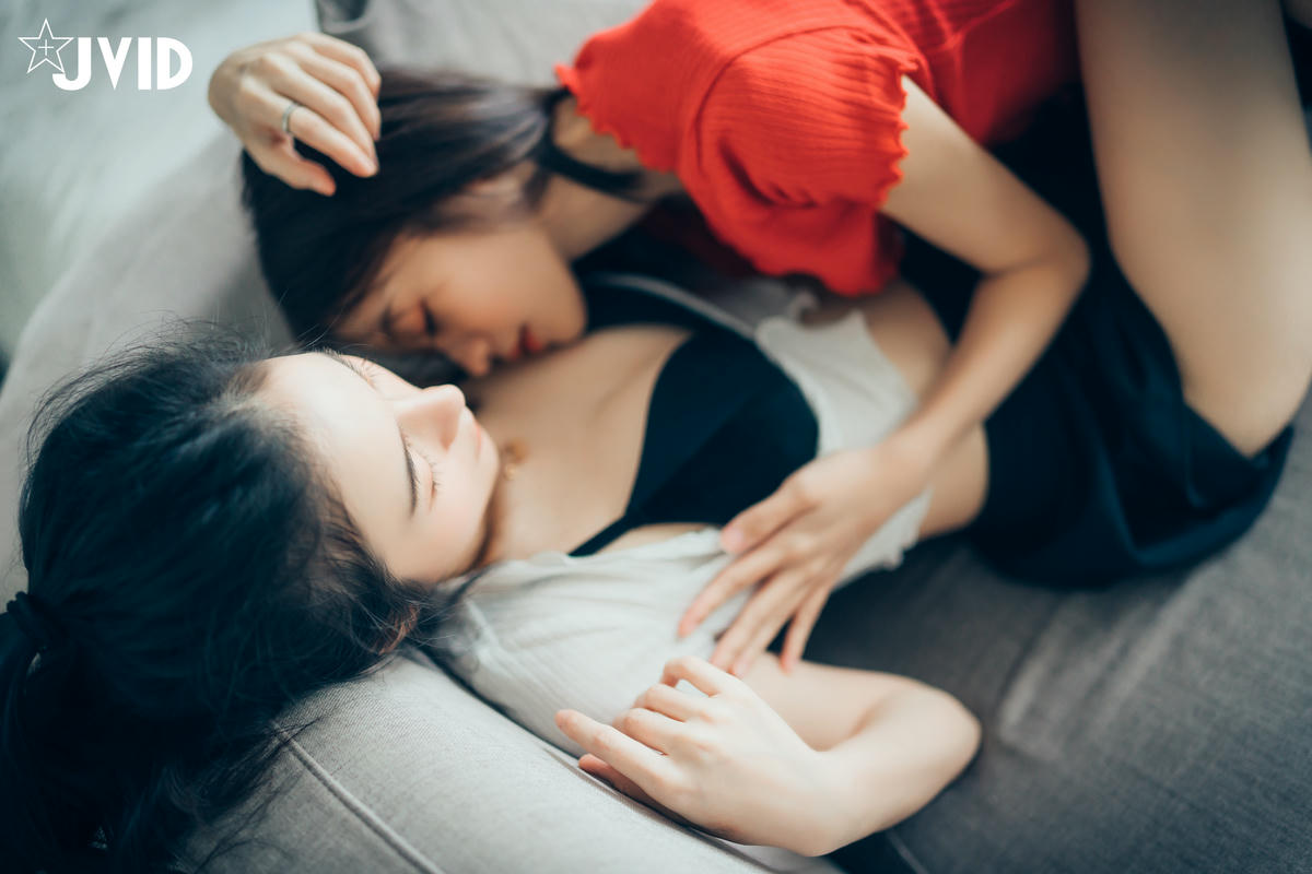 JVID - 好色萝莉妍妍X巨乳御姊辰辰 [136P 1V 221MB]_第2集