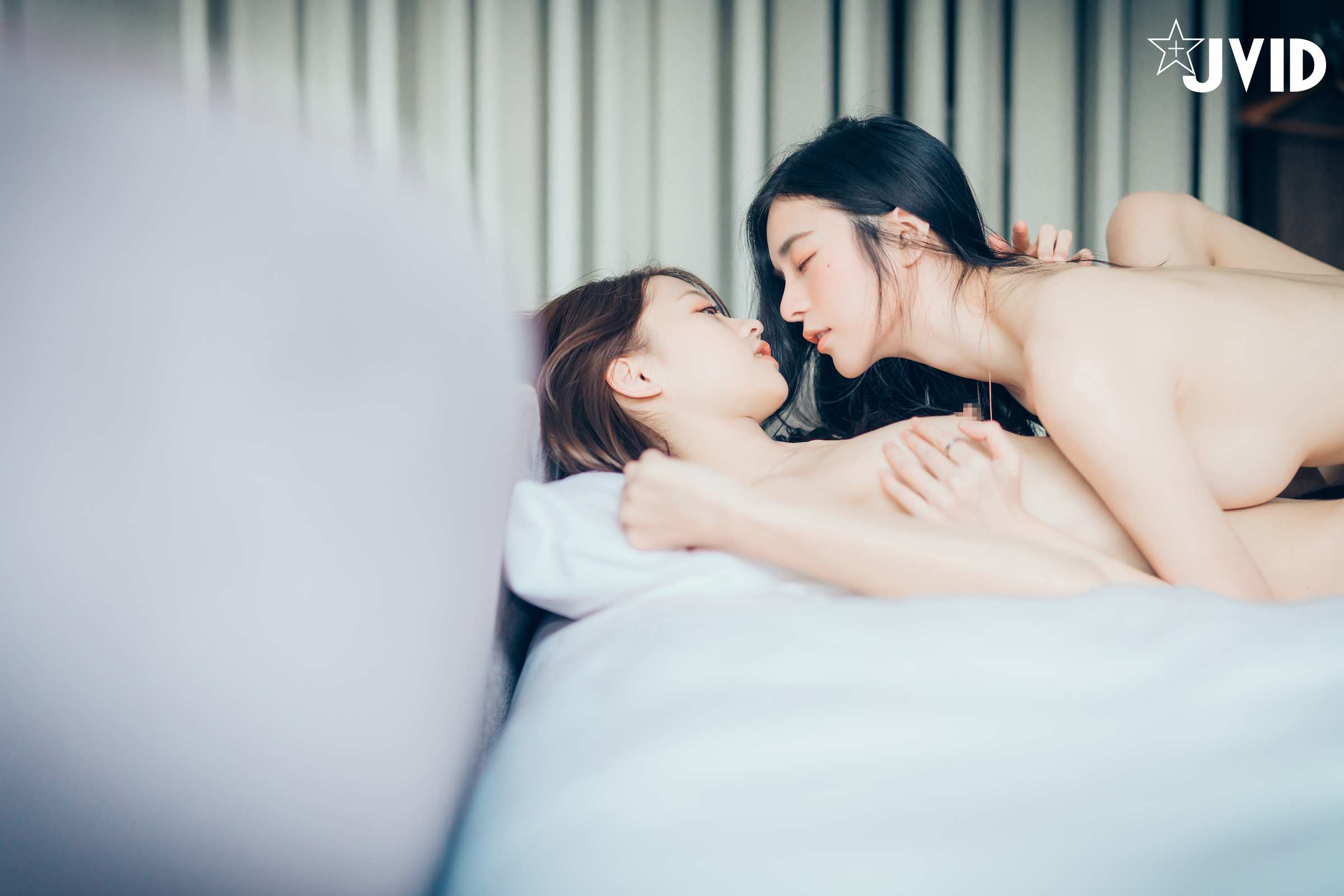 JVID - 好色萝莉妍妍X巨乳御姊辰辰 [136P 1V 221MB]_第4集