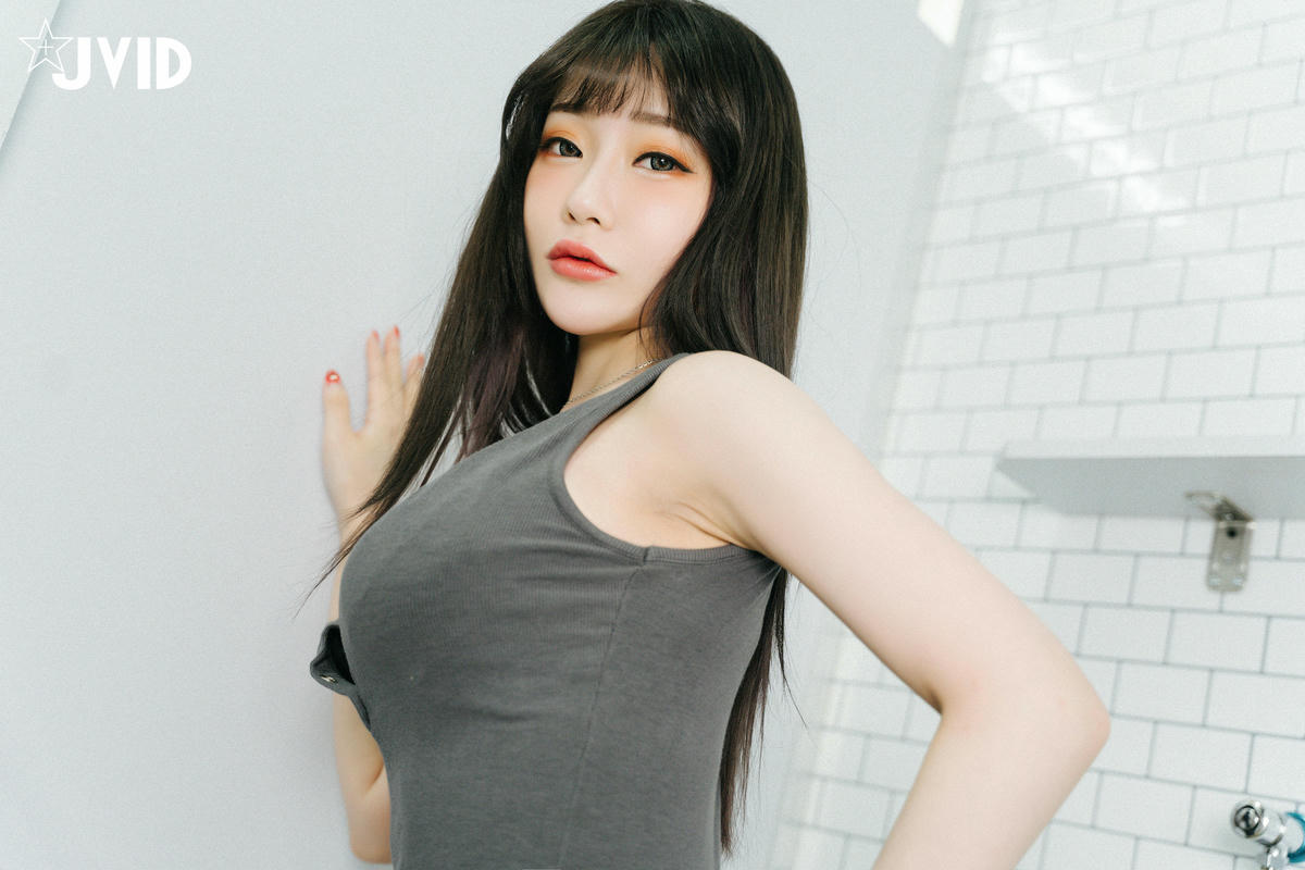 JVID NO.720 璃奈酱 公厕 [77P1V 810MB]_第4集