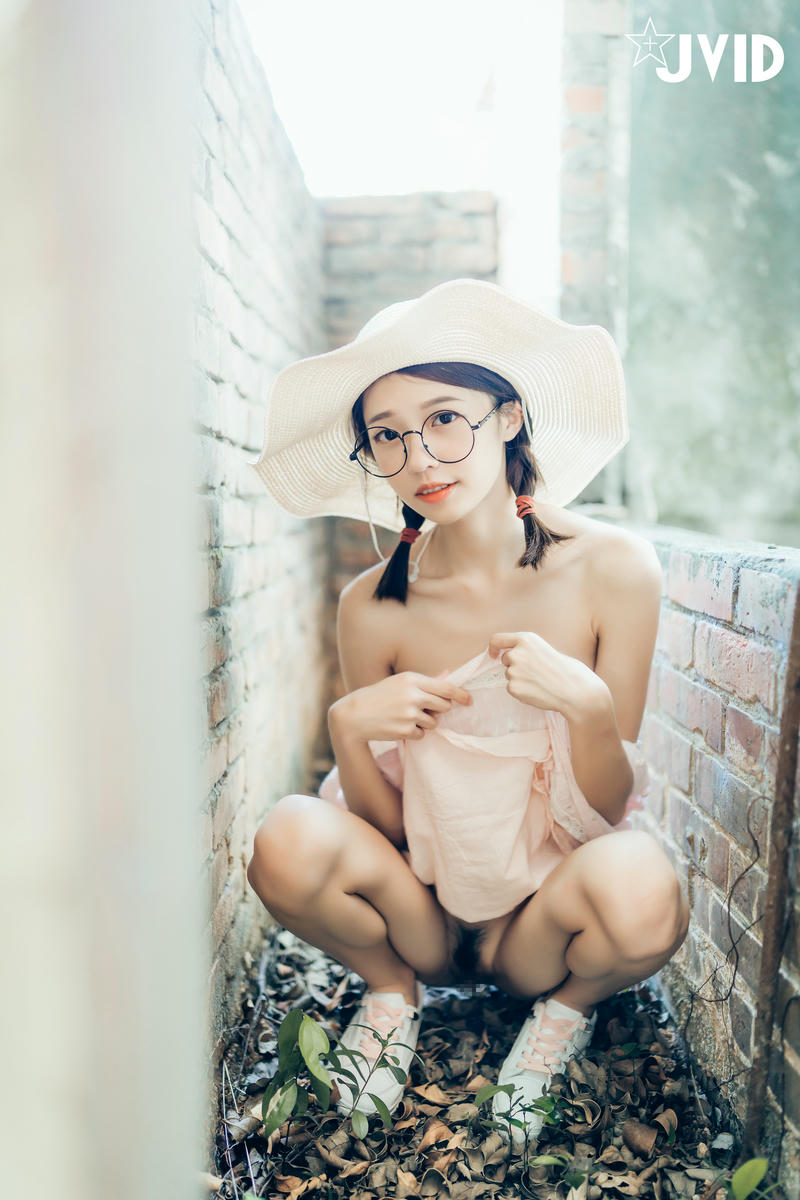 JVID - 抓精虫的小女孩-妍妍 [147P 1V 289MB]_第6集