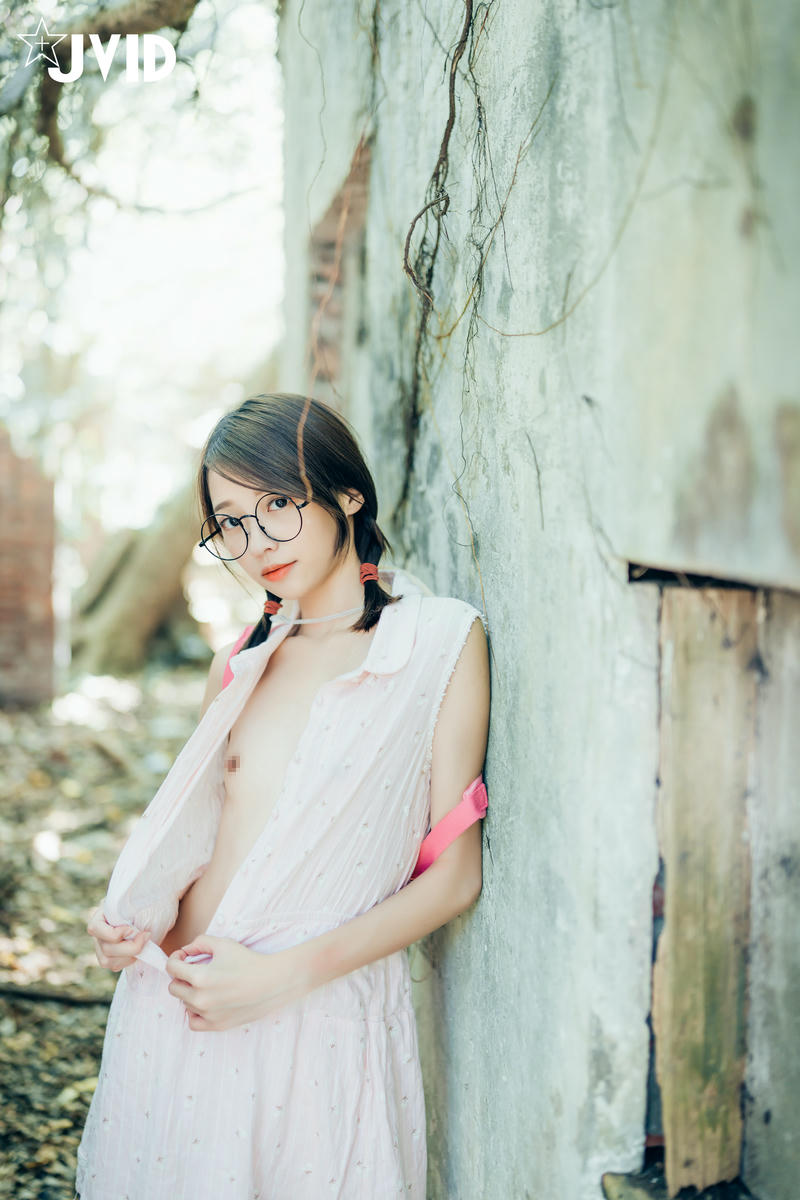 JVID - 抓精虫的小女孩-妍妍 [147P 1V 289MB]_第2集