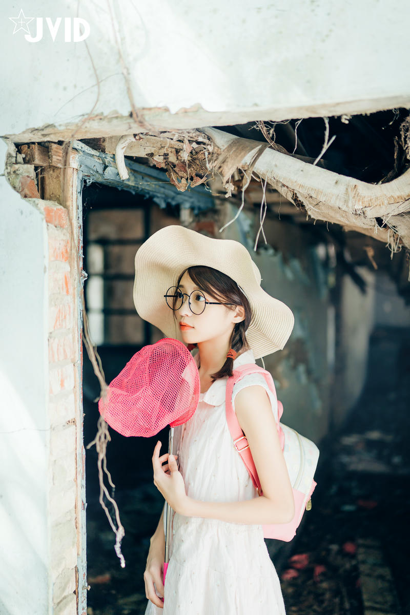 JVID - 抓精虫的小女孩-妍妍 [147P 1V 289MB]_第2集