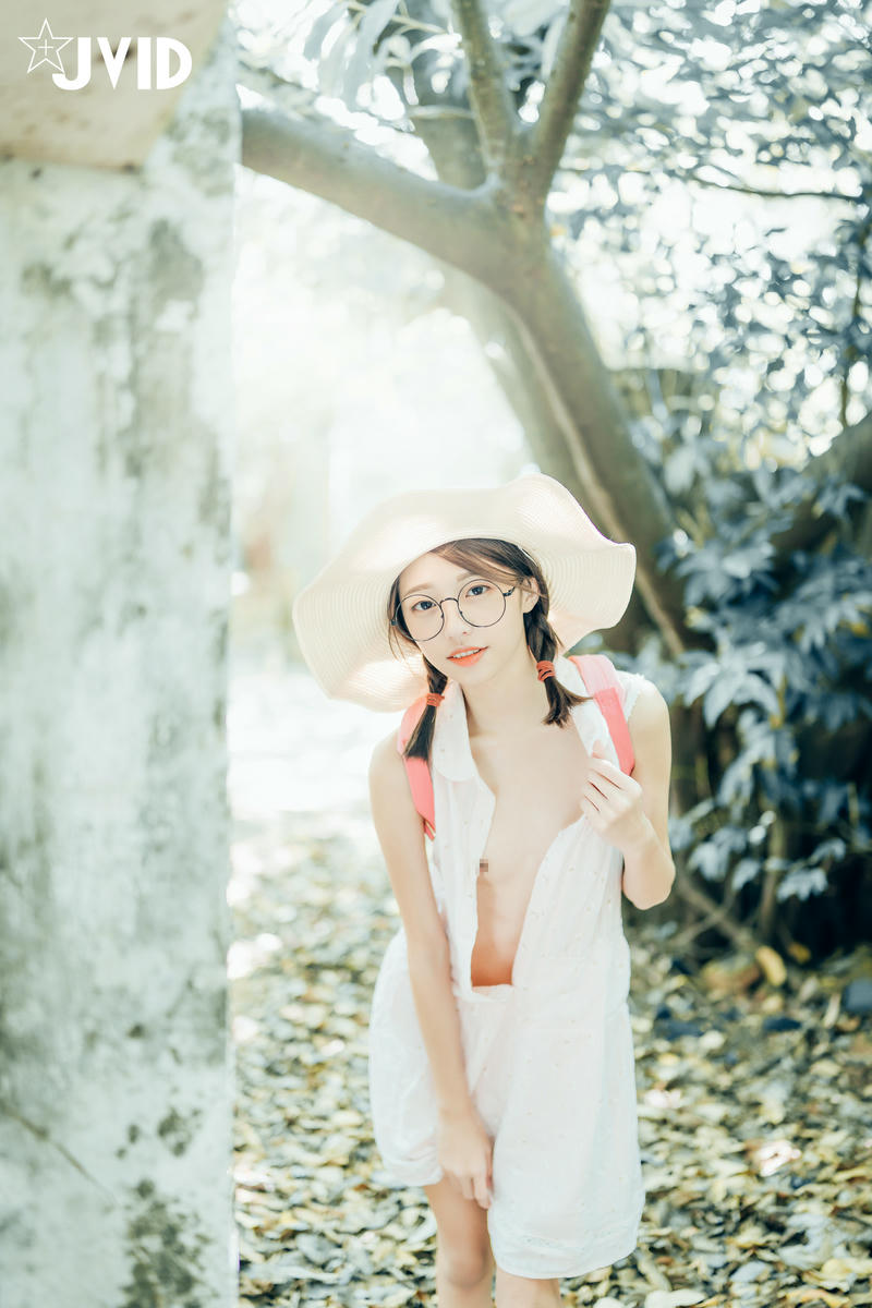 JVID - 抓精虫的小女孩-妍妍 [147P 1V 289MB]_第1集