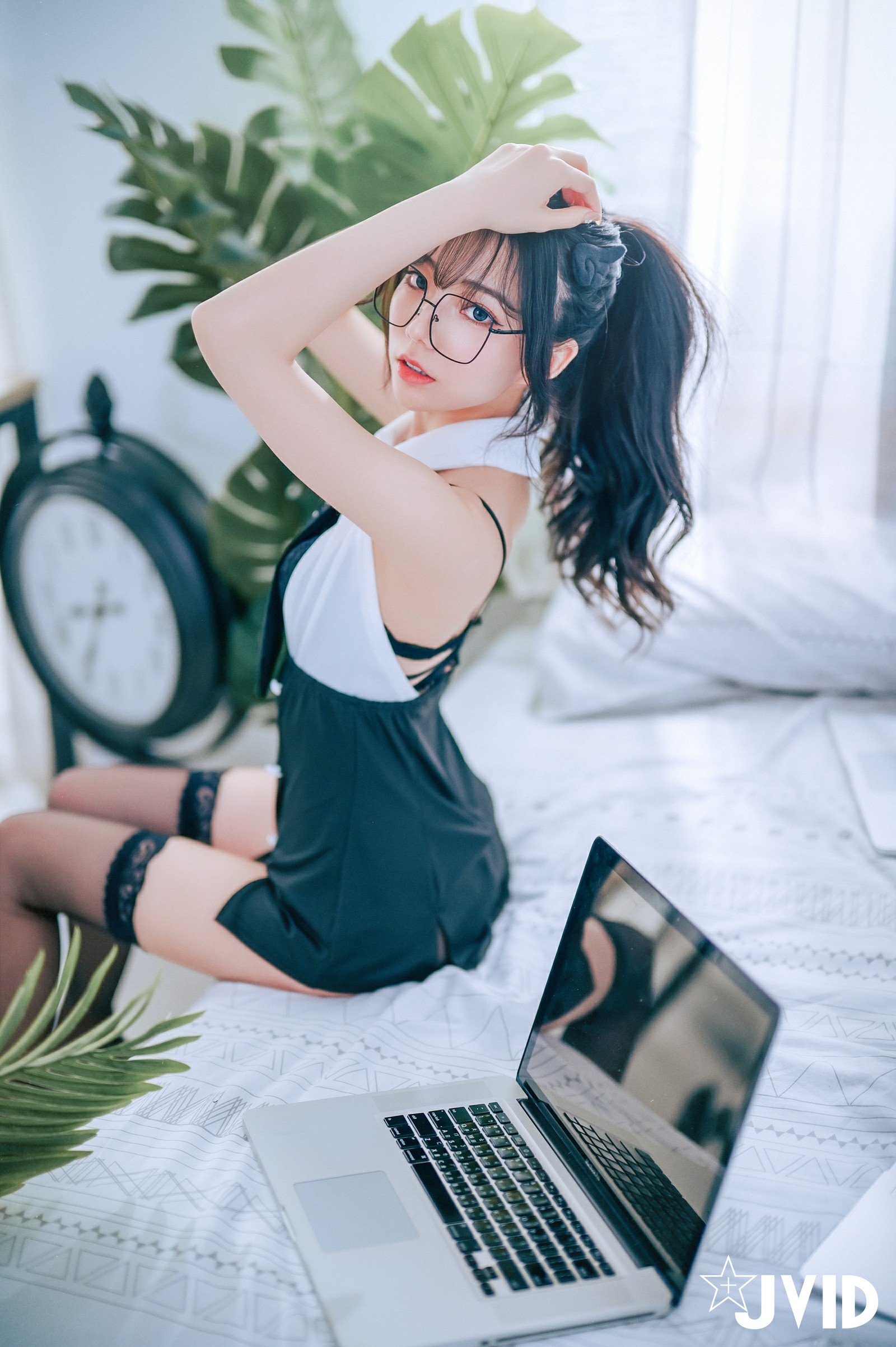JVID NO.786 啾啾 淫欲小秘書 [167P+1V／352MB]_第1集