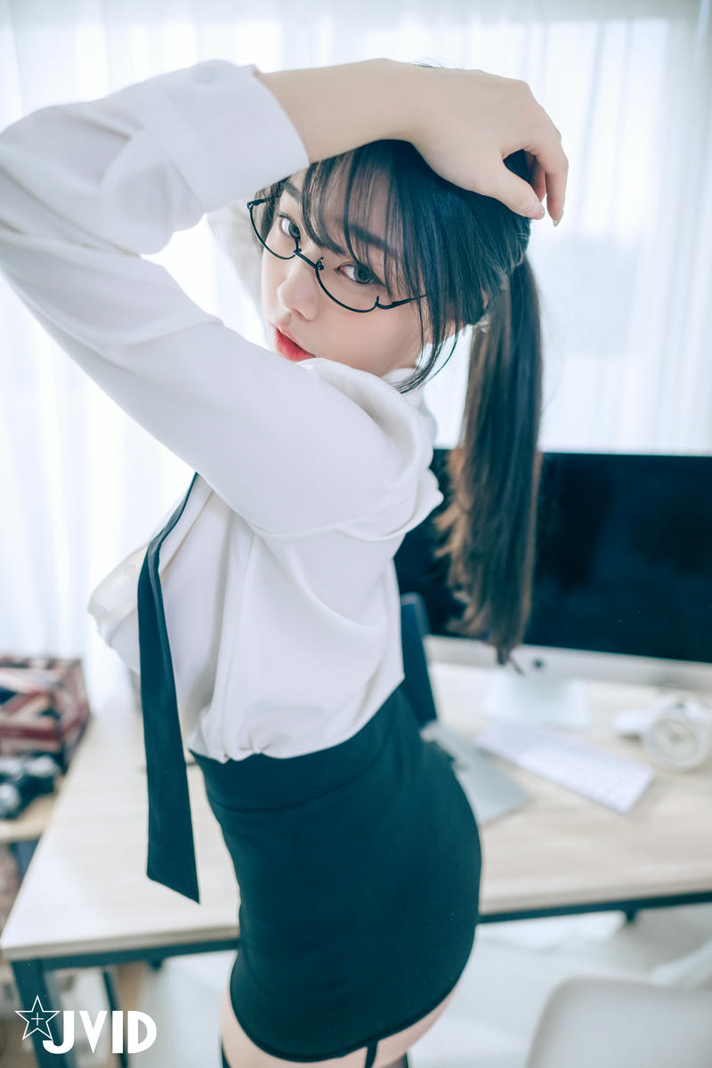 JVID NO.846 苡昕Slivia 超巨乳女秘書 [159P／428MB]_第2集