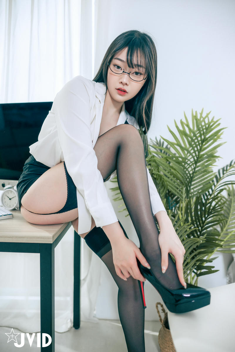 JVID NO.846 苡昕Slivia 超巨乳女秘書 [159P／428MB]_第2集