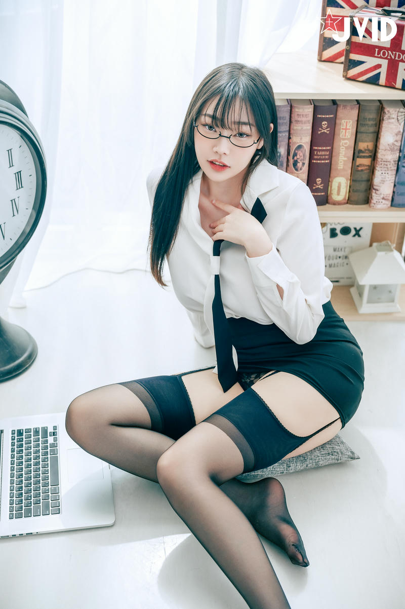 JVID NO.846 苡昕Slivia 超巨乳女秘書 [159P／428MB]_第4集