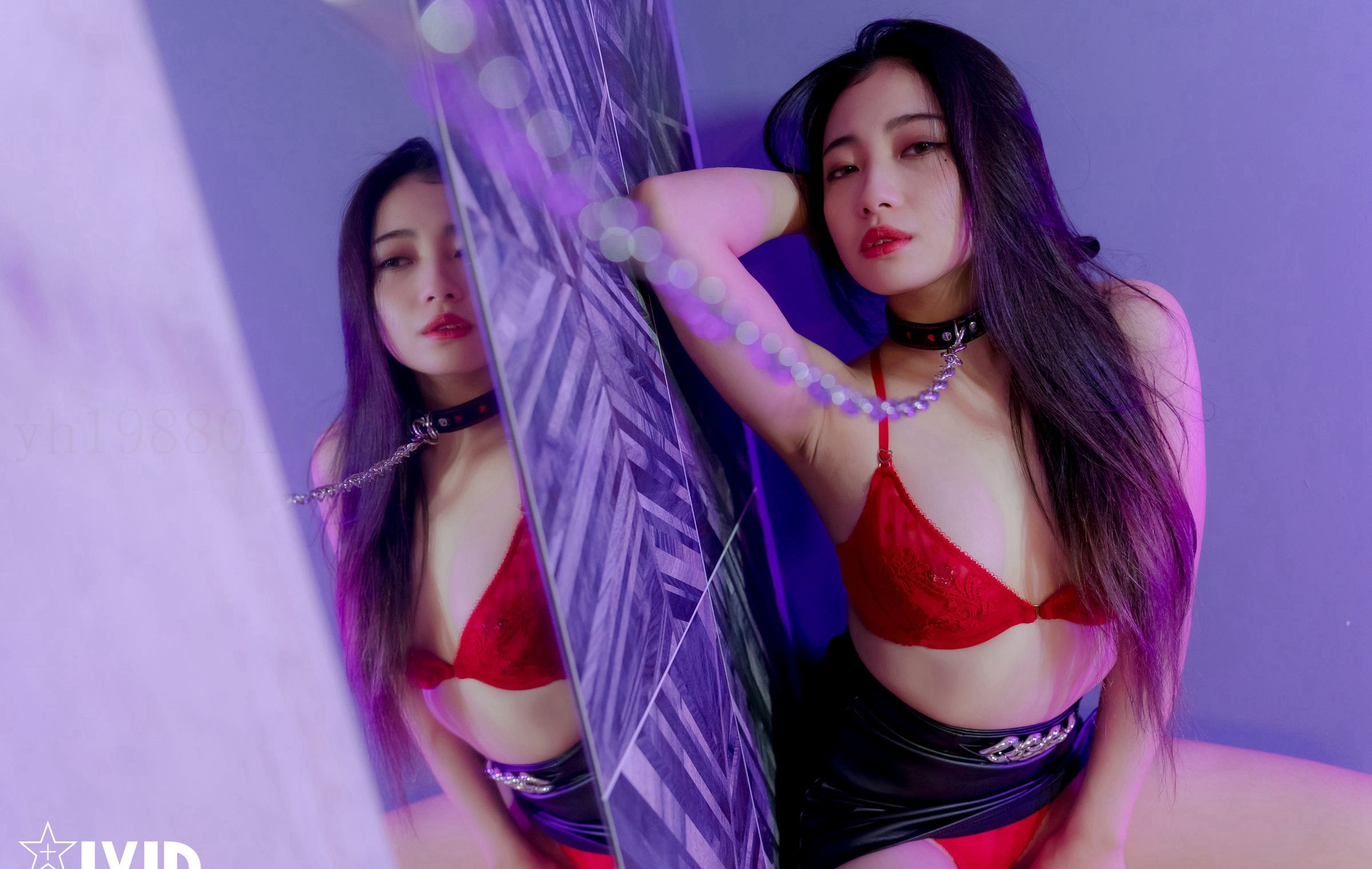 JVID - 摄影大师PureBeauty作品《乳钉逼环美女夏暮光极度诱惑女特工》高清套图201P1V_第1集
