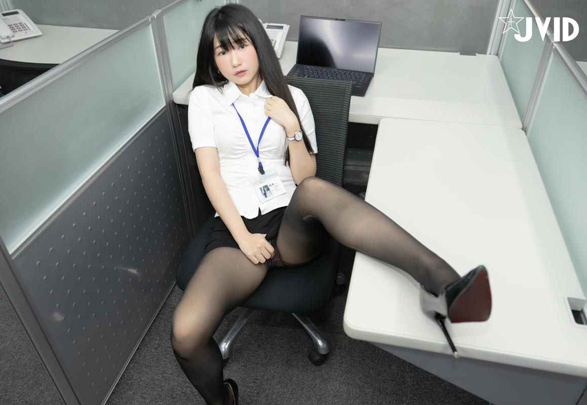 JVID NO.862 肉包Mini 體驗上班實習生 [188P+1V／676MB]_第1集