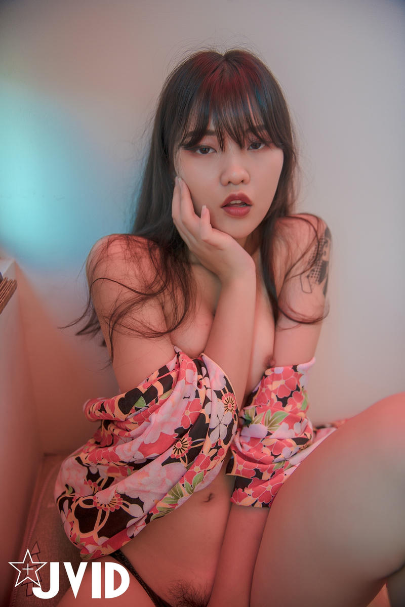 JVID - 摄影大师asklin1015作品拾柒170cm超长美腿被捆绑调教抽插到腿软 107P1V_第2集