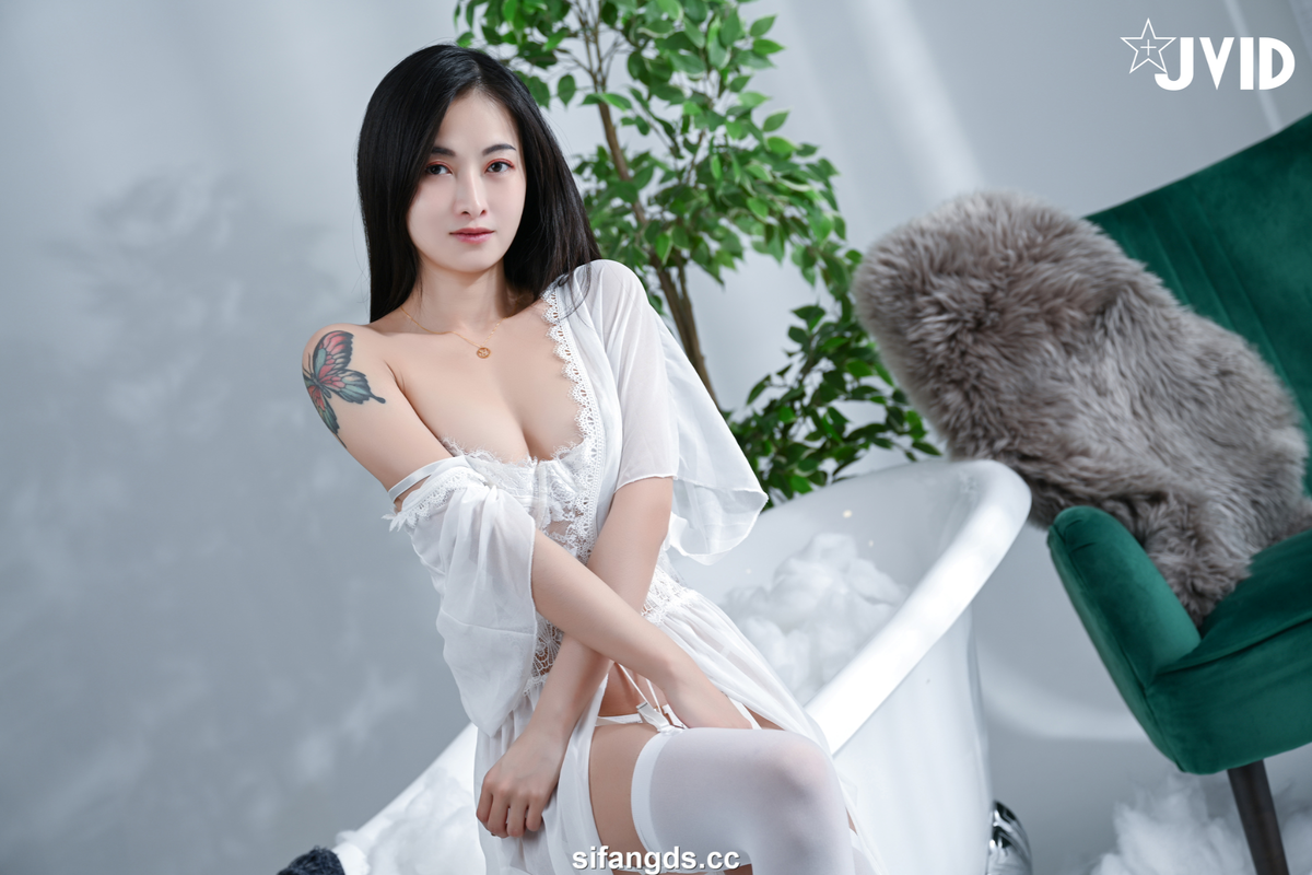 JVID NO.879 小婕兒 即日起受理預約 [112P+1V／1.34GB]_第1集
