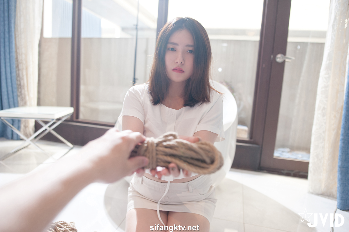 JVID NO.931 黏黏 超清纯模特 [59P1V 1.09GB]_第1集