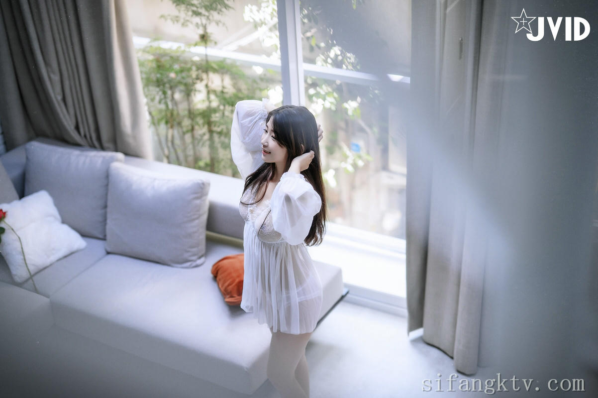 JVID NO.932 肉包Mini 用玫瑰成功征服 [237P1V 645MB]_第3集