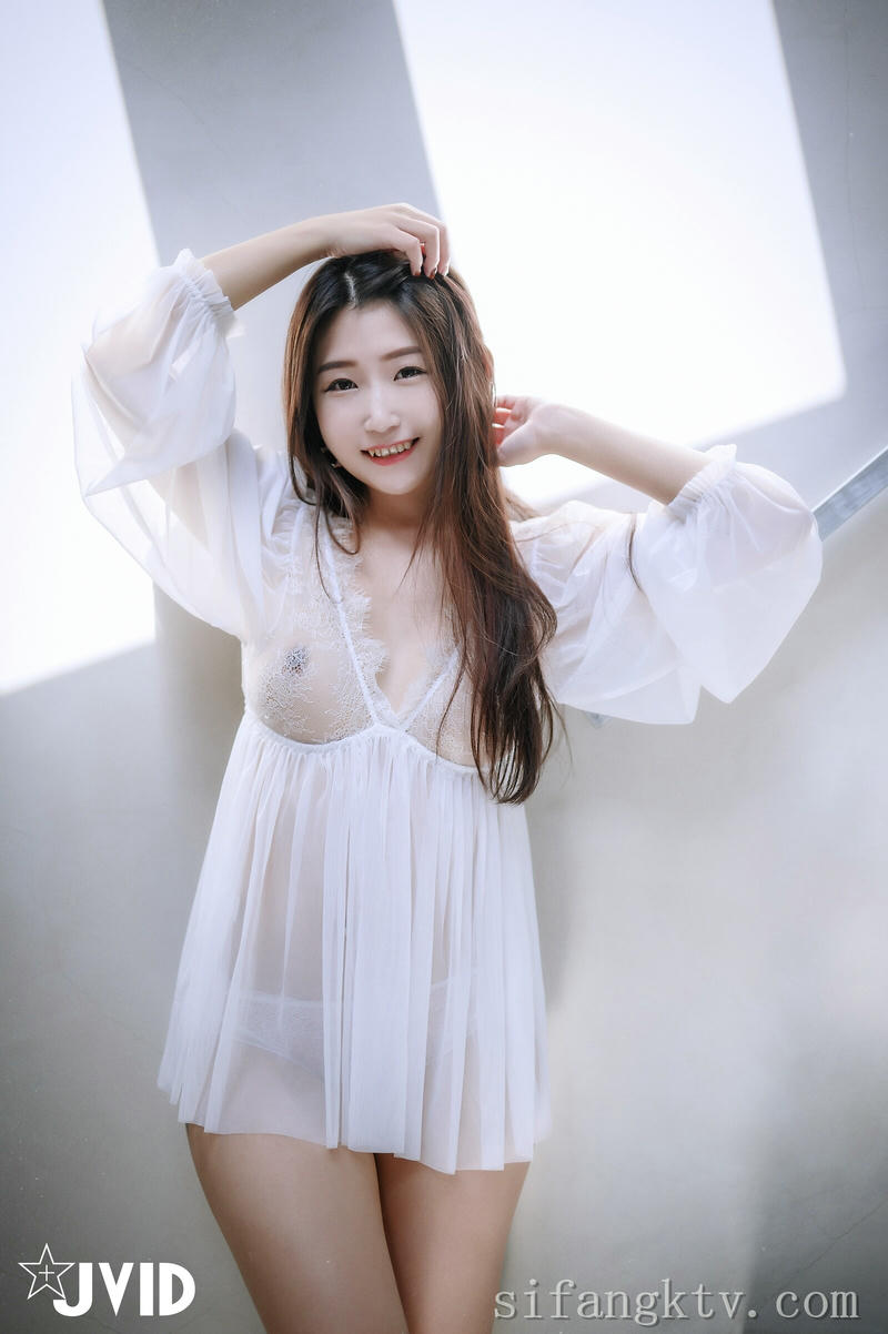 JVID NO.932 肉包Mini 用玫瑰成功征服 [237P1V 645MB]_第5集
