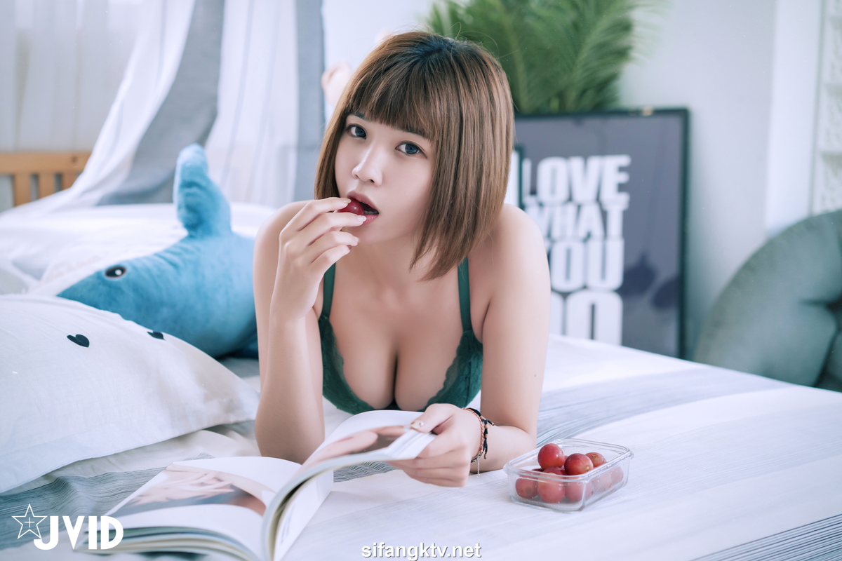 JVID NO.950 果寶寶 搭乘果寶寶班機 [123P1V 1.19GB]_第5集