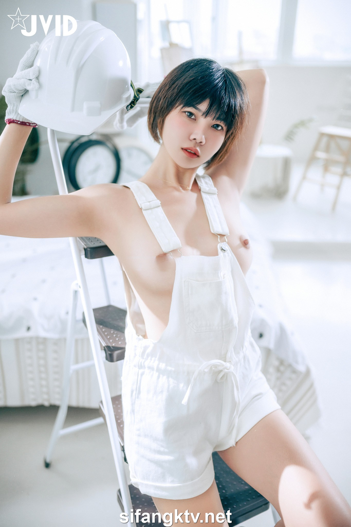 JVID NO.951 果寶寶 果寶寶炎熱天氣下修冷氣的女師傅 [170P1V 831MB]_第6集