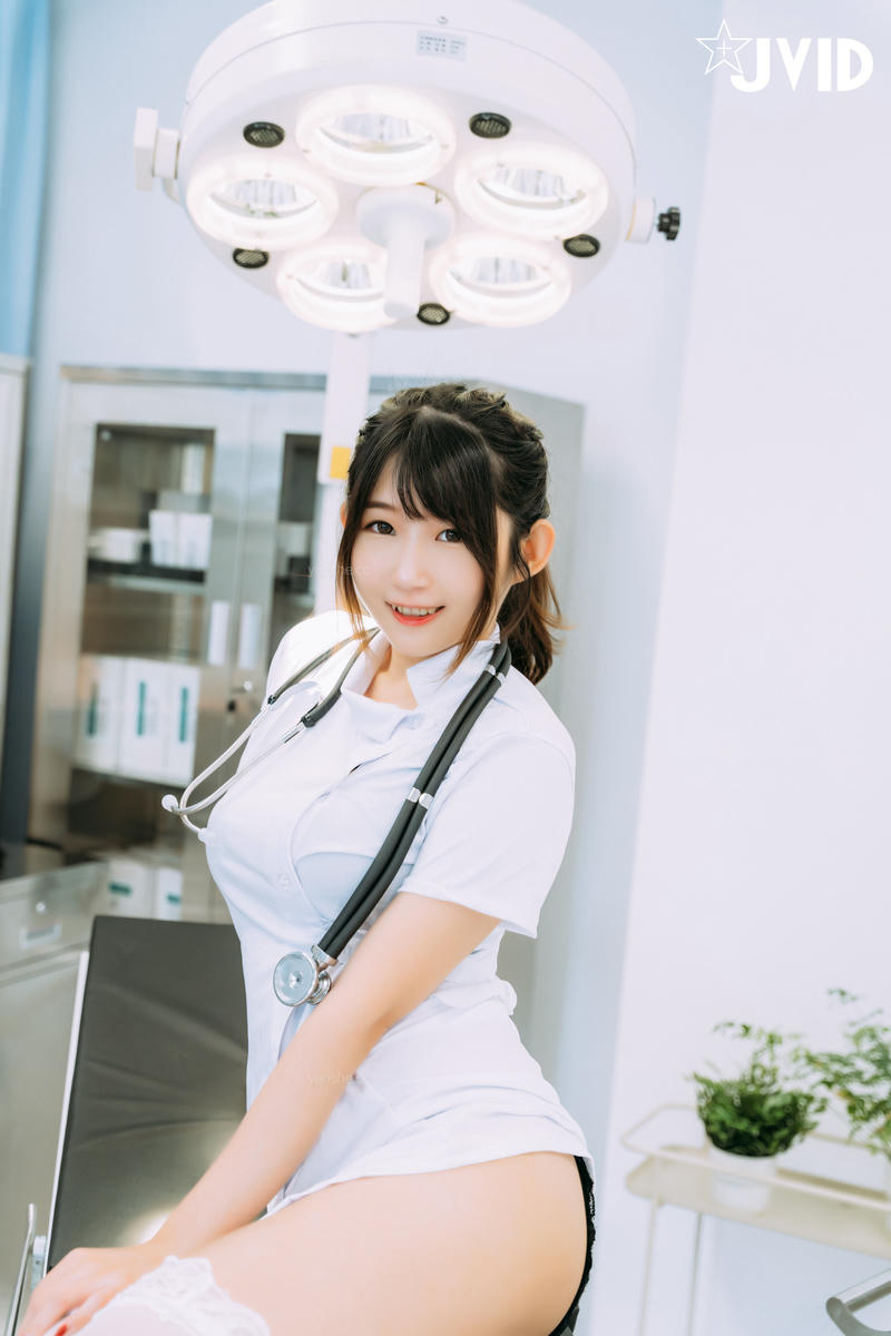 JVID NO.965 肉包Mini&白金 女护理师 [121P1V 1.18GB]_第2集