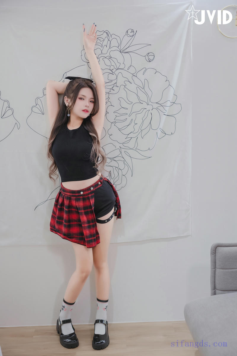JVID NO.977 寶寶 房东女儿爱上大叔房客 [95P1V 833MB]_第3集
