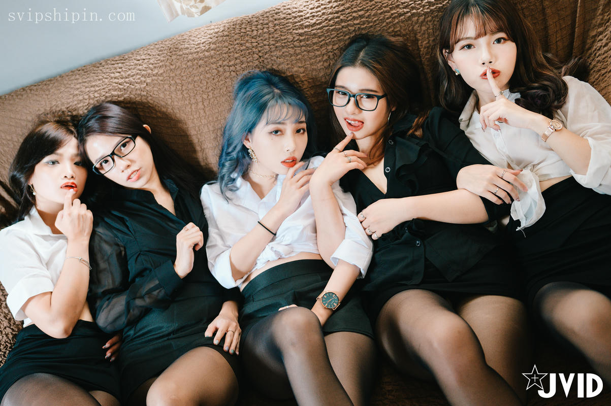 JVID – DesireVol.SXD营业部5位黑丝OL.下班后的淫行旅馆 104P1V_第1集
