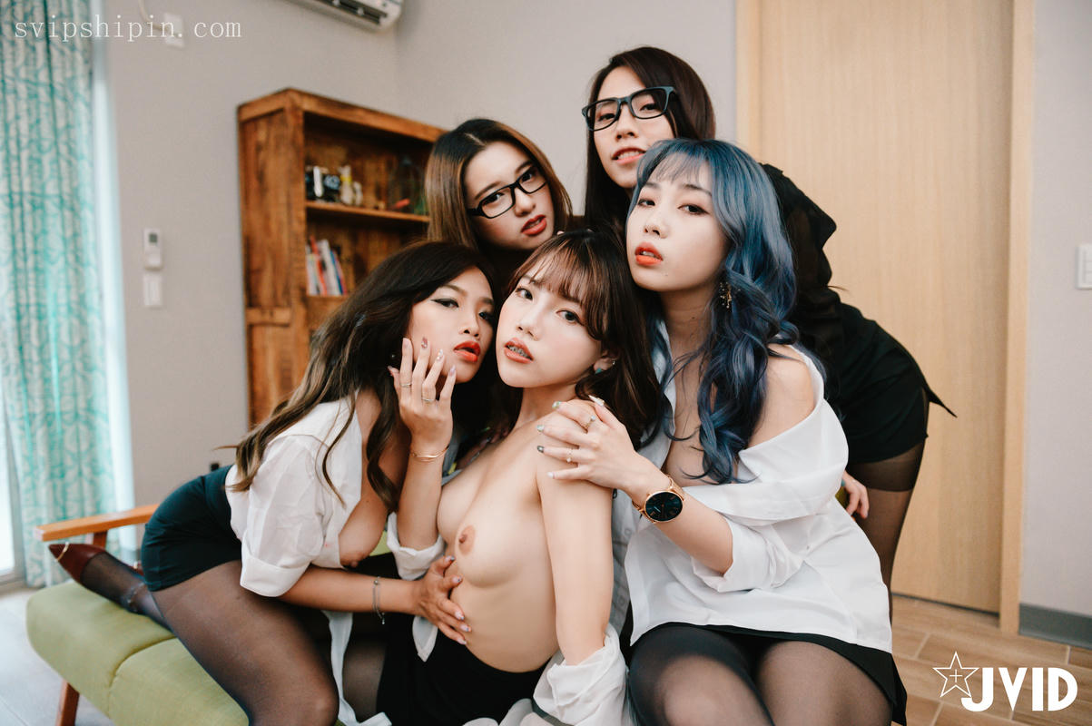 JVID – DesireVol.SXD营业部5位黑丝OL.下班后的淫行旅馆 104P1V_第1集