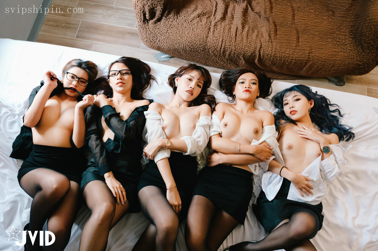 JVID – DesireVol.SXD营业部5位黑丝OL.下班后的淫行旅馆 104P1V_第3集