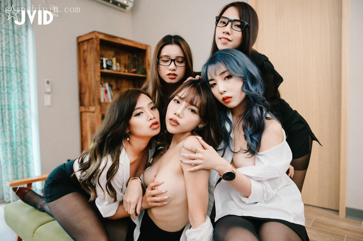 JVID – DesireVol.SXD营业部5位黑丝OL.下班后的淫行旅馆 104P1V_第5集