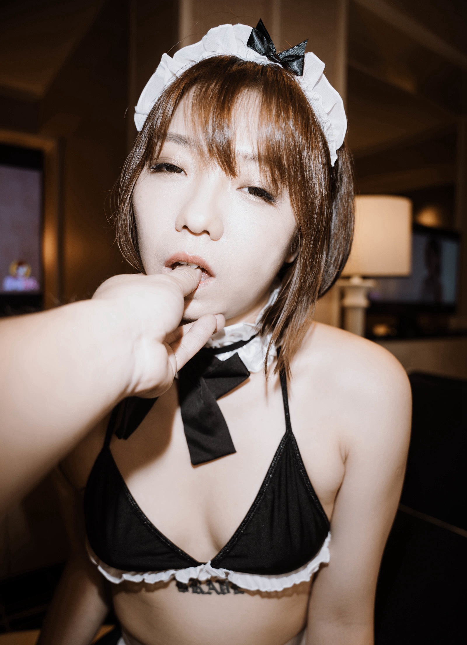 JVID 摄影大师岩仓日下最火女模作品【四点全开单点性玩物美尻钟点女仆玩具束缚性玩物丝袜淫穴爆表】216P1V_第11集