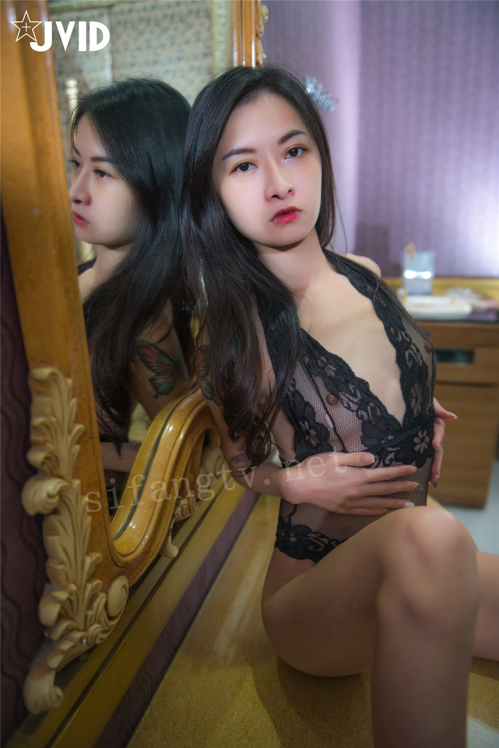 JVID - 极品纹身女神调教 126P1V_第1集