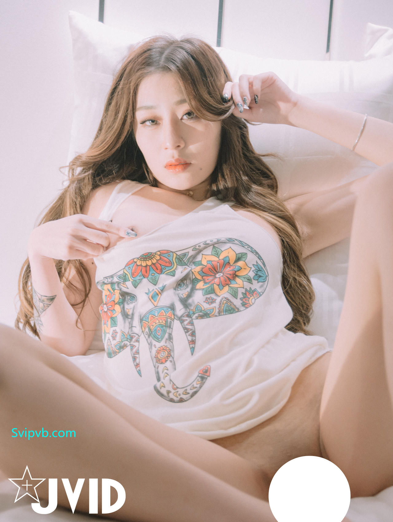 JVID 极品人气模特【香菜儿】终于露出鲍鱼_第2集