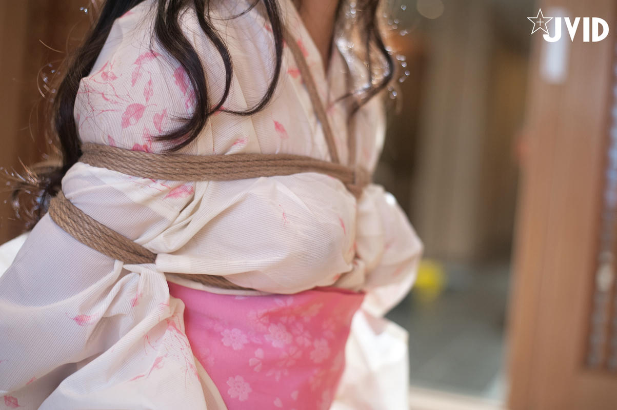 JVID 顶级大尺度〗极品美乳女神『掉掉』日式浴衣紧缚凌辱调教电击按摩棒の无限冲击 41P1V_第2集