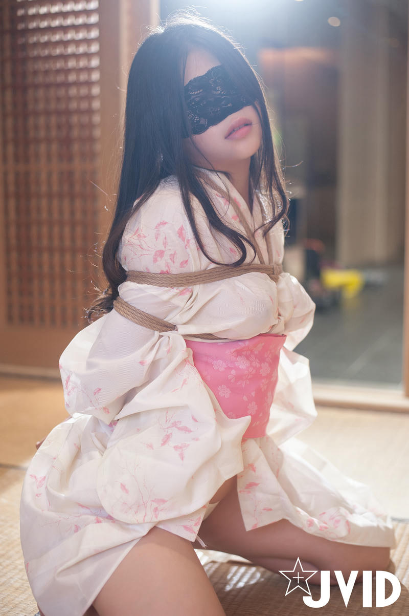 JVID 顶级大尺度〗极品美乳女神『掉掉』日式浴衣紧缚凌辱调教电击按摩棒の无限冲击 41P1V_第2集
