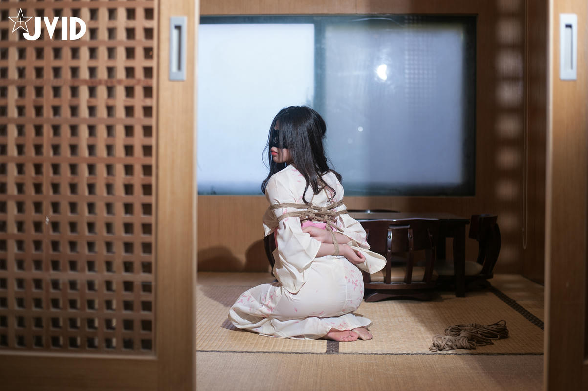 JVID 顶级大尺度〗极品美乳女神『掉掉』日式浴衣紧缚凌辱调教电击按摩棒の无限冲击 41P1V_第2集