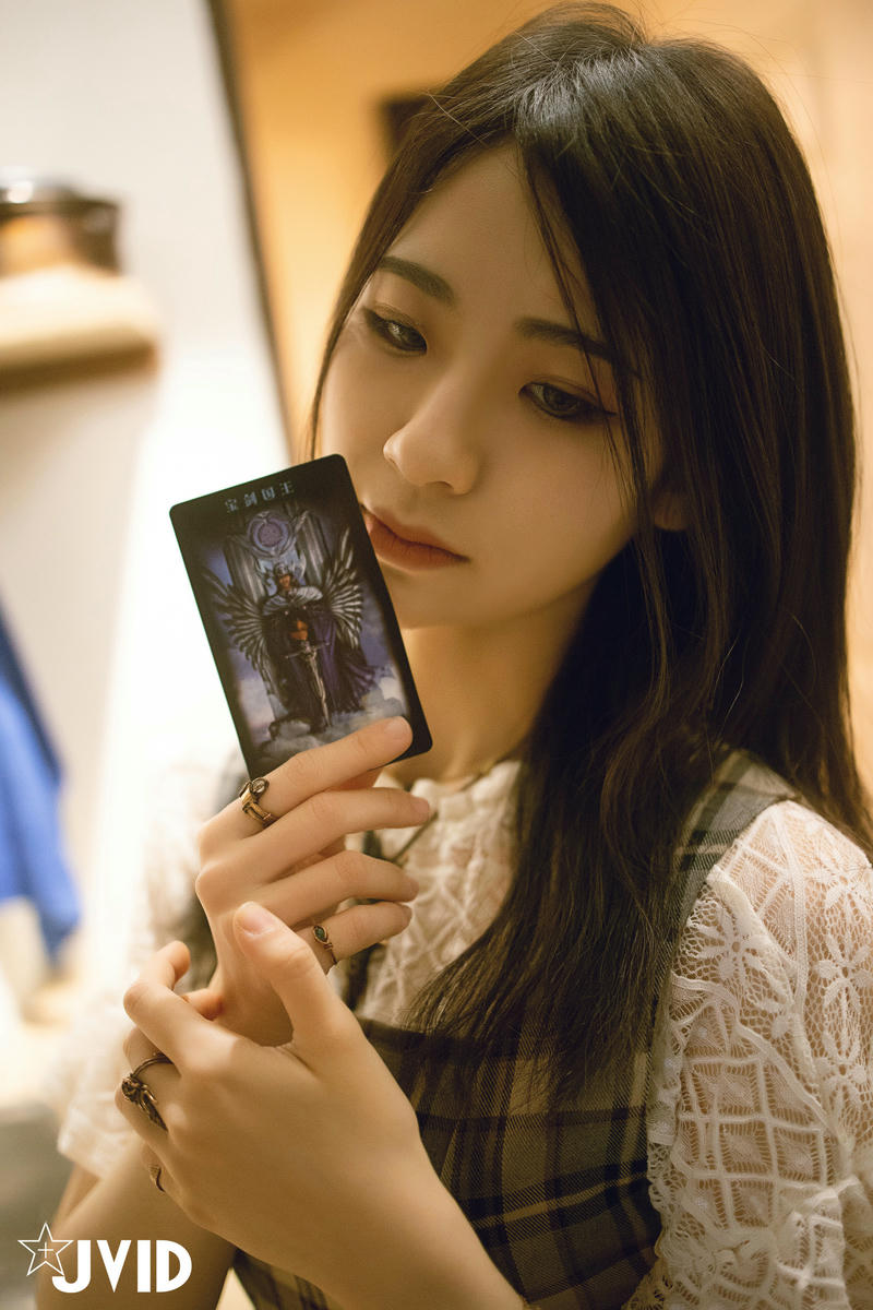 JVID最新SSS极品高颜值神正▌阿黎▌光明黑暗吞噬塔罗少女 顶级气质赤裸玲珑娇躯神圣不可赎读 137P1V_第1集