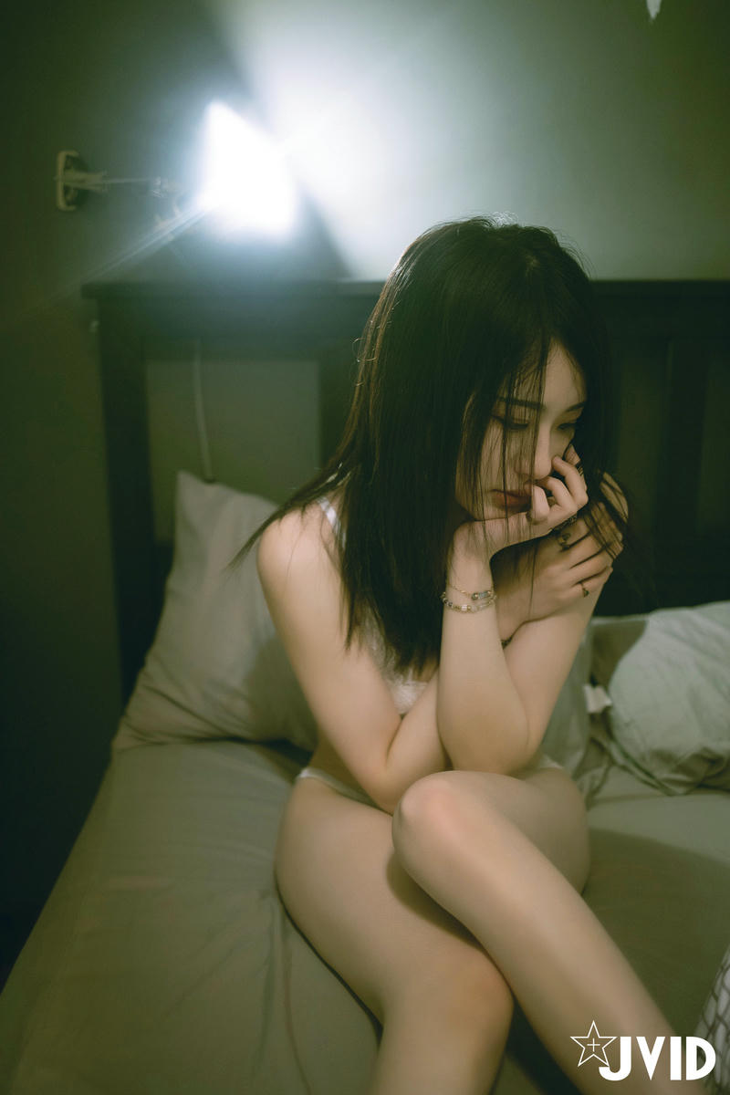 JVID最新SSS极品高颜值神正▌阿黎▌光明黑暗吞噬塔罗少女 顶级气质赤裸玲珑娇躯神圣不可赎读 137P1V_第2集