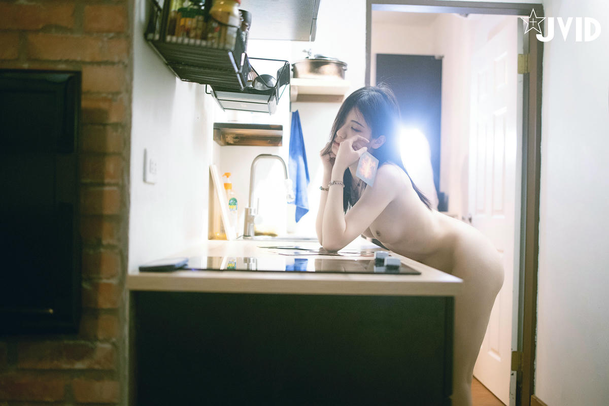 JVID最新SSS极品高颜值神正▌阿黎▌光明黑暗吞噬塔罗少女 顶级气质赤裸玲珑娇躯神圣不可赎读 137P1V_第5集