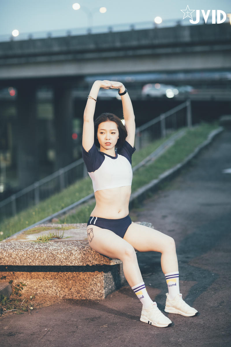 JVID精.品. 雅.捷.「.全.裸.露.點.7分.多.鐘.劇.情.片.」.健.身.教.練.把.正.在.做.運.動.的.雅.捷.少.女.操.翻.了_第2集