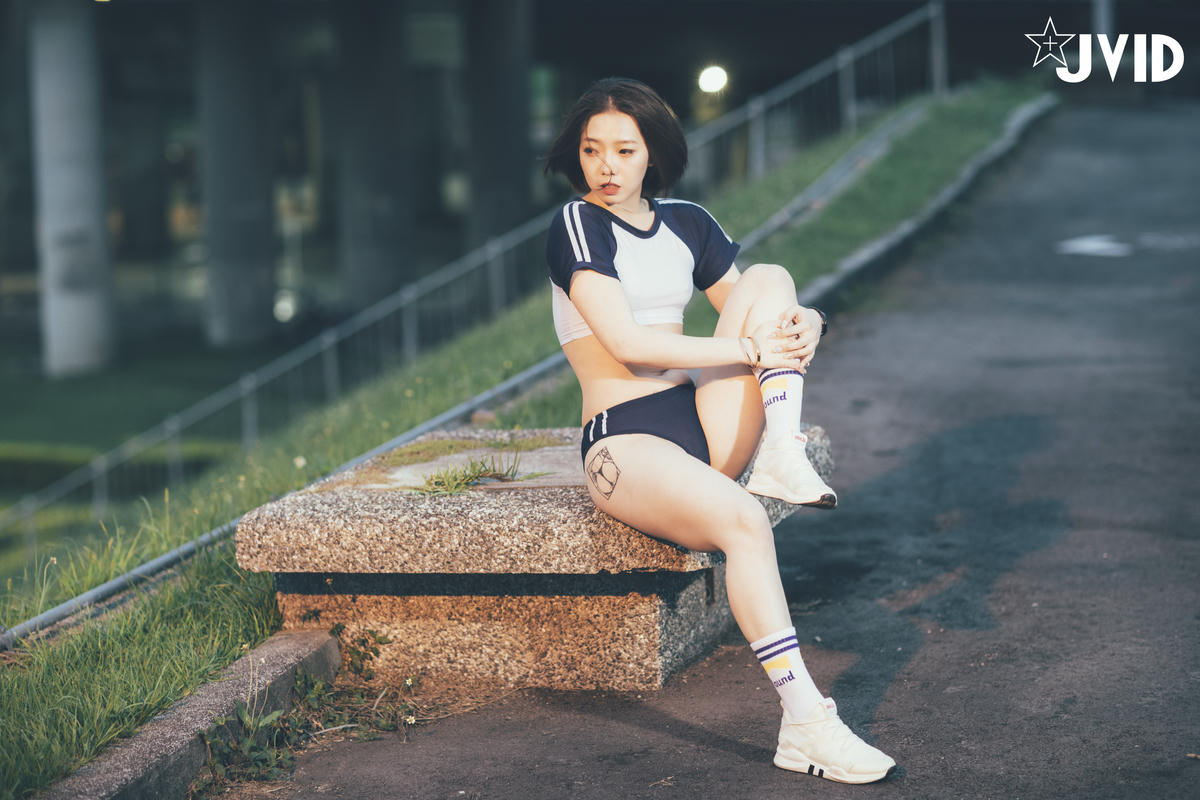 JVID精.品. 雅.捷.「.全.裸.露.點.7分.多.鐘.劇.情.片.」.健.身.教.練.把.正.在.做.運.動.的.雅.捷.少.女.操.翻.了_第1集