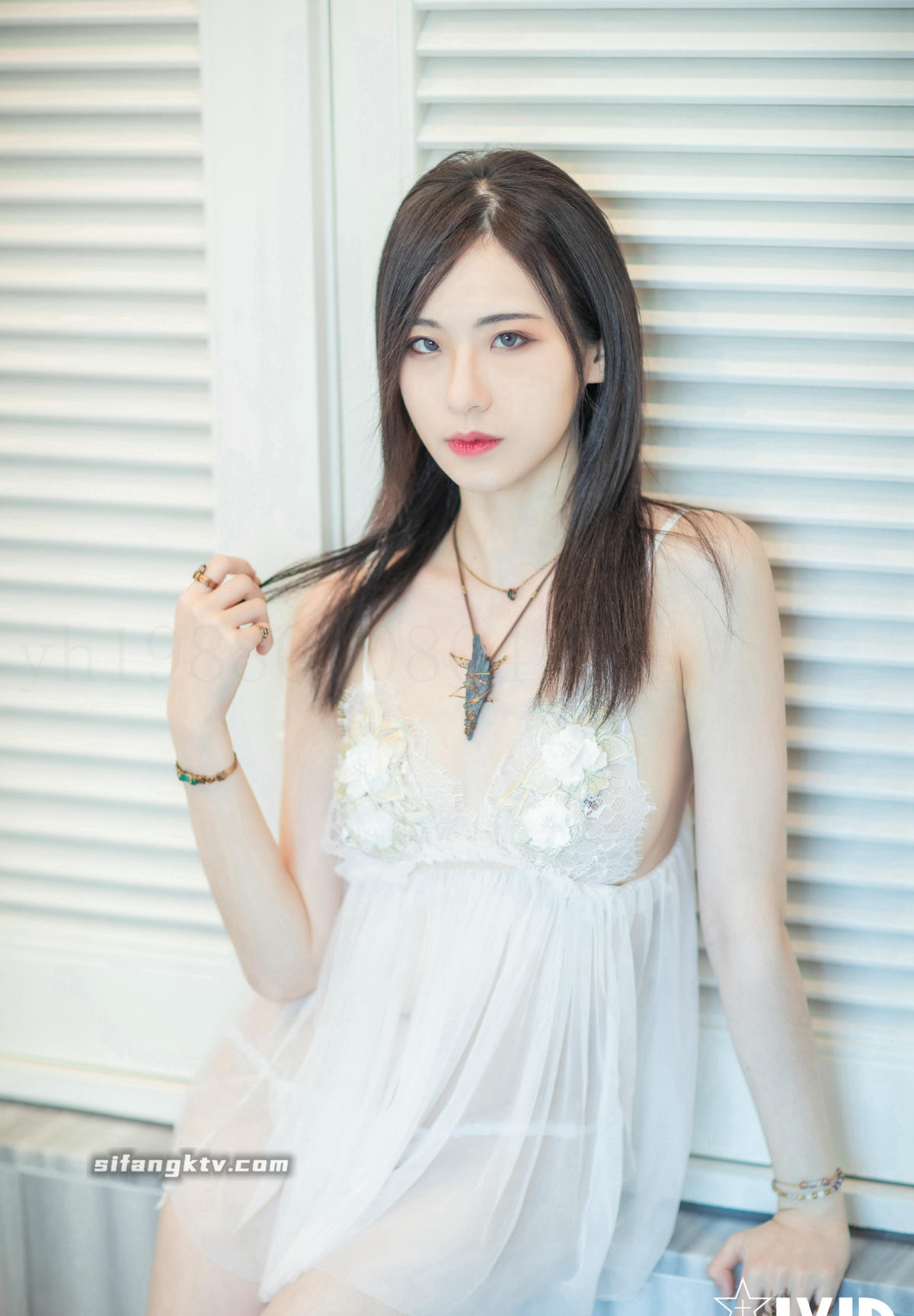 年终大回馈-女神尤妆妆私宅公开邀你共浴共眠 98P1V_第17集
