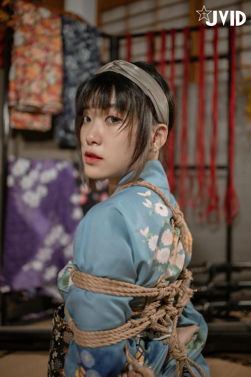 JVID - 精品 超可爱清纯女神（酸猫妹妹）绳衣裸舞 122P2V_第5集