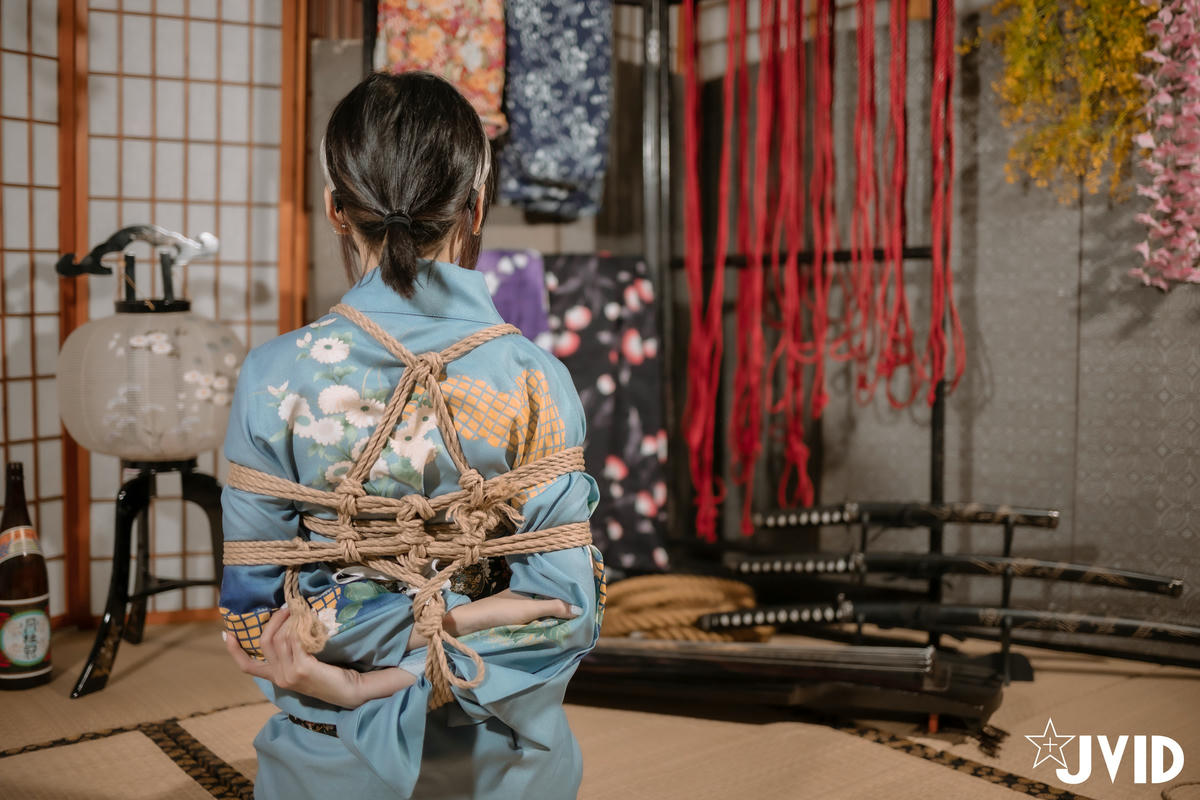 JVID - 精品 超可爱清纯女神（酸猫妹妹）绳衣裸舞 122P2V_第1集