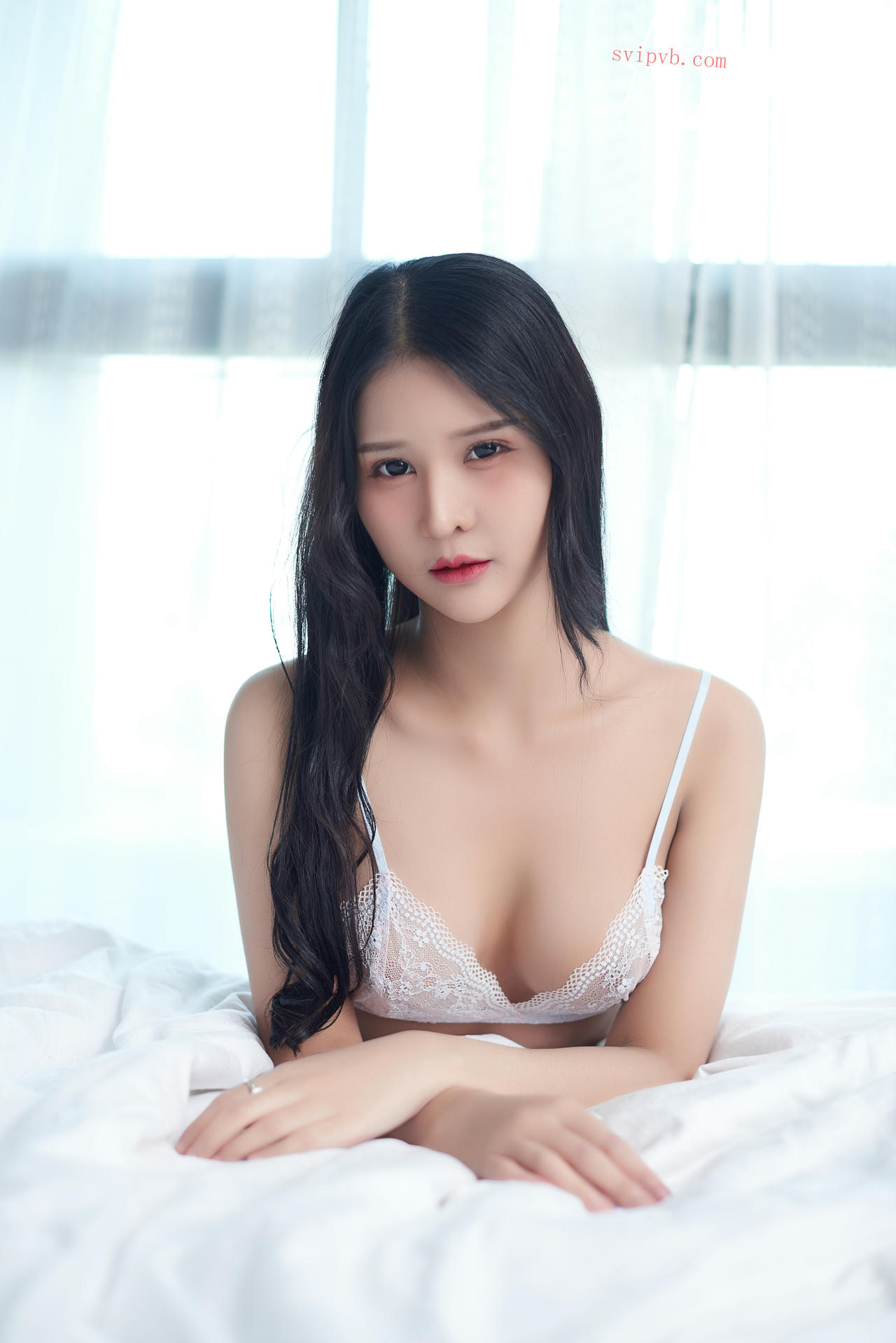 JVID - 素人Lisa-【無辜巨乳】用舔來撫慰粉紅乳暈-18歲Lisa淺嚐誘惑 [53P1V 577M]_第1集