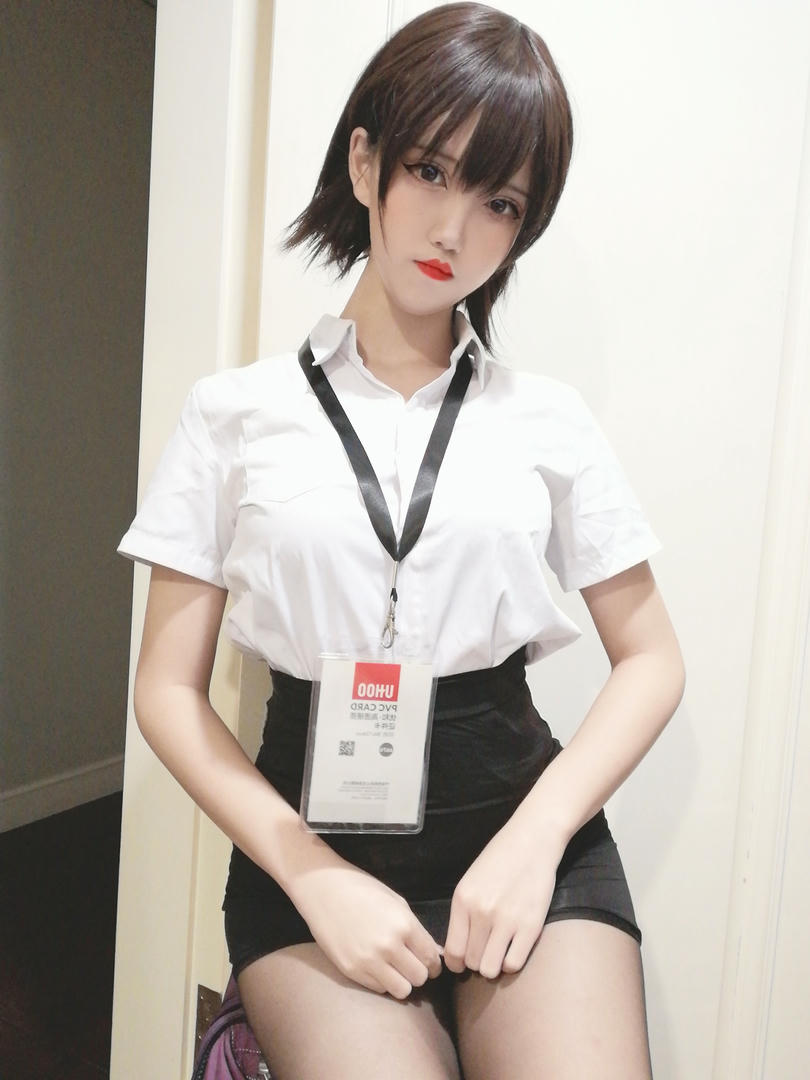 阿薰kaOri NO.002 黑丝OL [45P2V-192MB]-【图包】ol_第1集