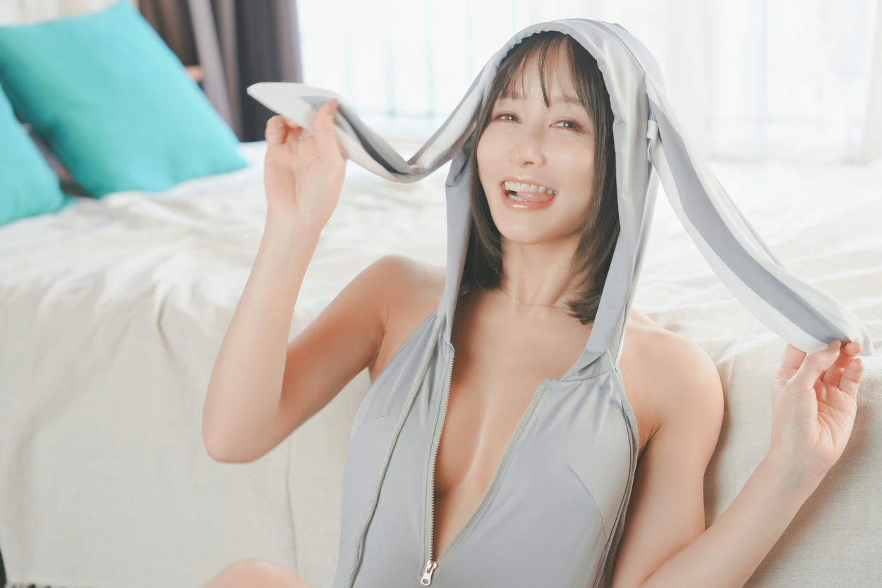 鏃ユ湰coser-193iKkyu3-銇勩亸銇?[2023.07.23] Bunny Hoodie馃惏馃尰_绗?闆? title=