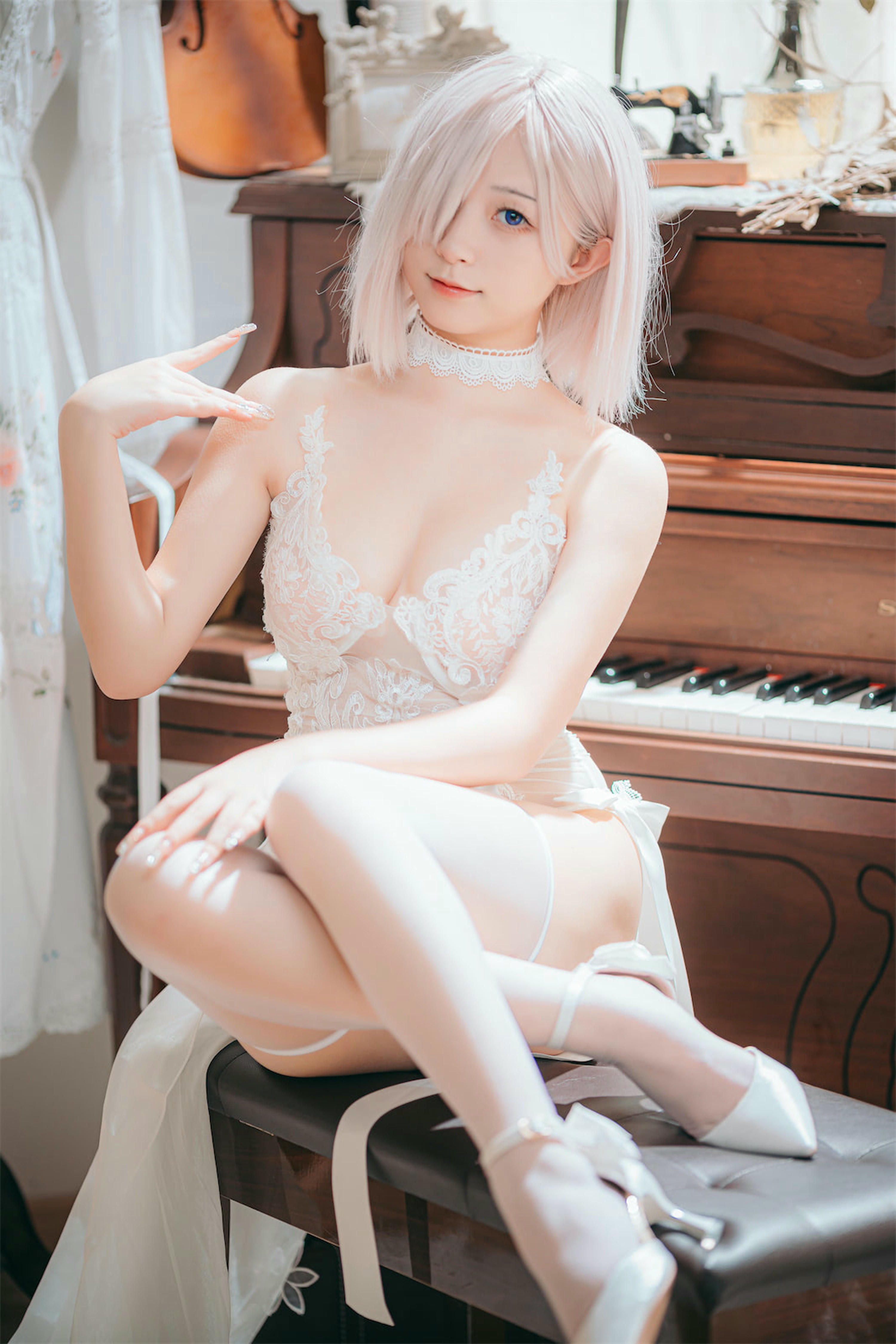 花铃Hana NO.015 玛修婚纱 [63P 529MB]_第3集