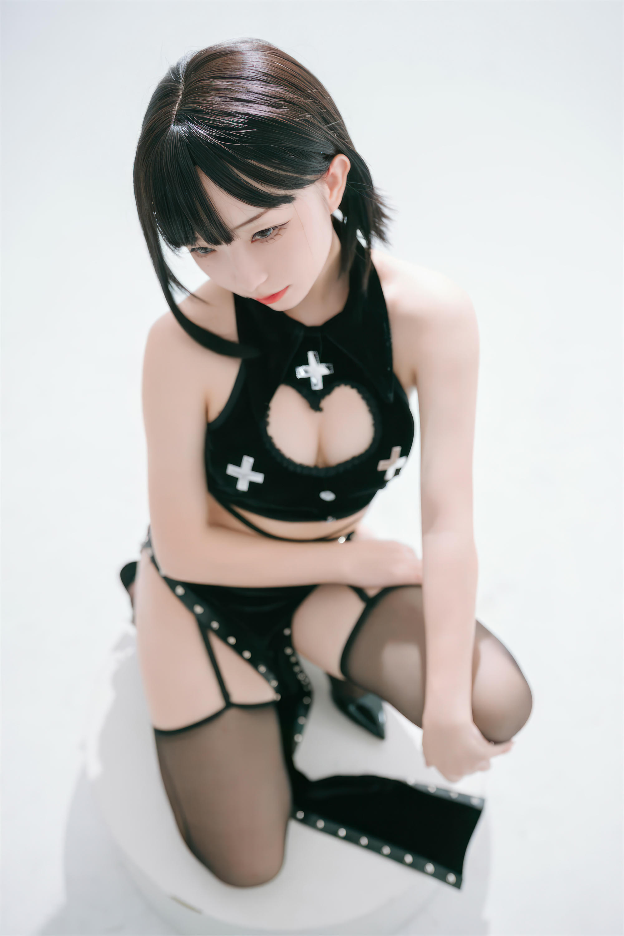 花铃Hana NO.039 吊带袜修女 [71P 259MB]_第3集