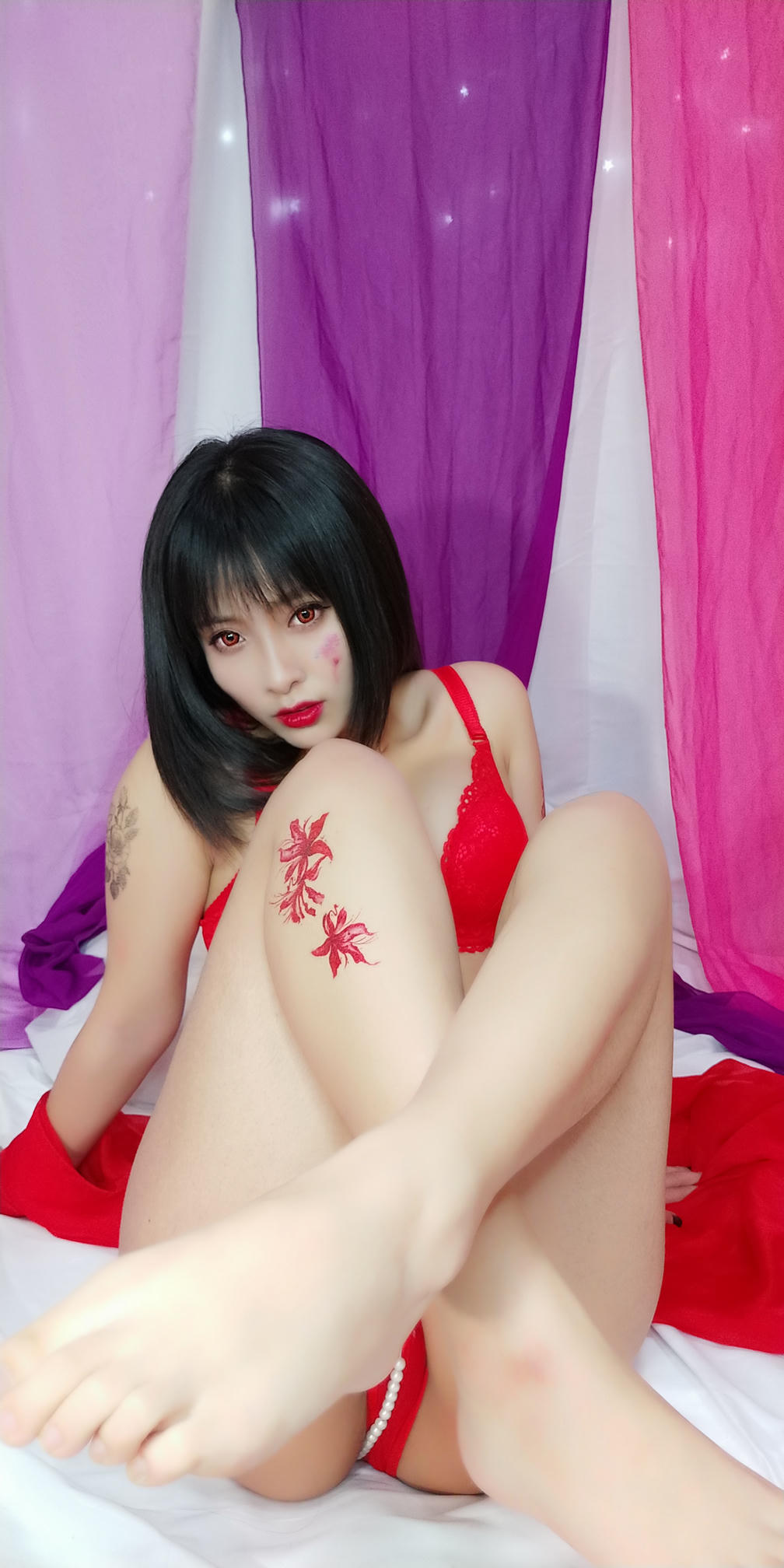 洛璃 LoLiSAMA NO.072 红女妖 [93P7V-619MB]_第1集