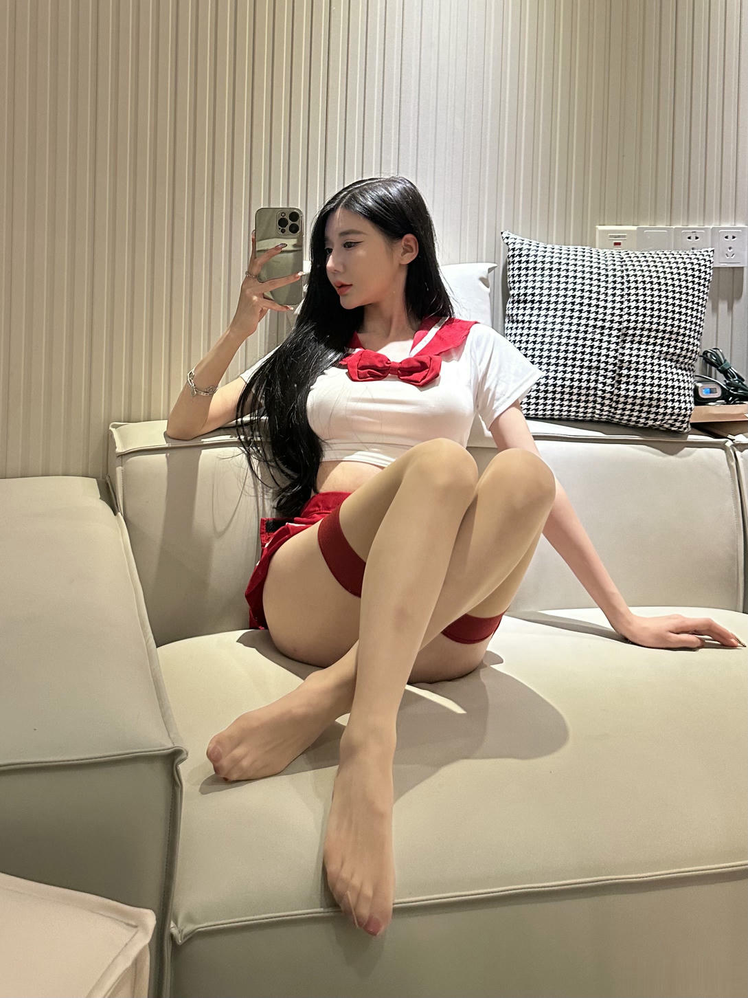 黎允熙baby微蜜圈 NO.006 jk红裙[12P 8.6M]_第1集